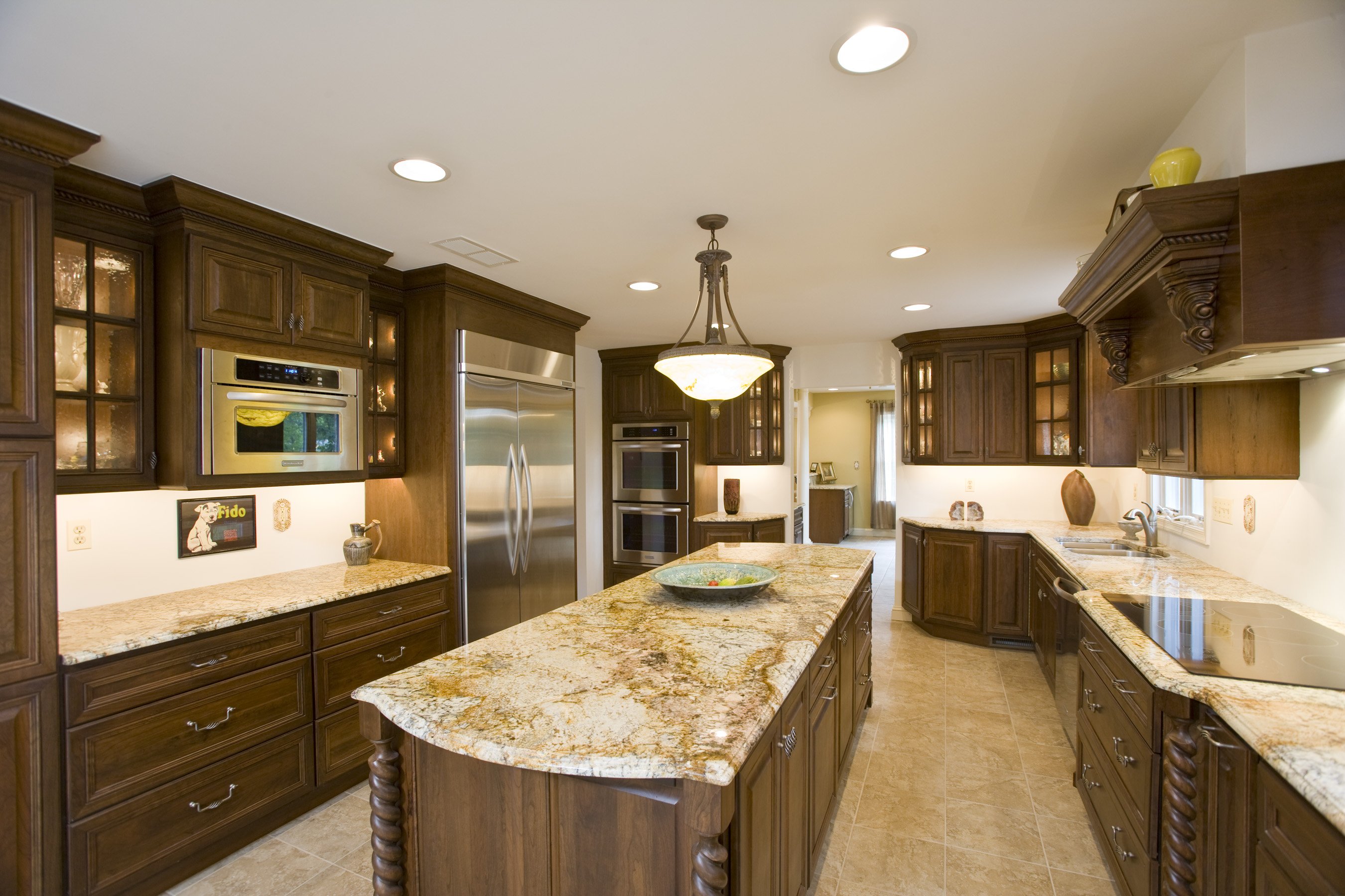 kitchen with granite countertops from Snyder Floorcovering in Bossier City